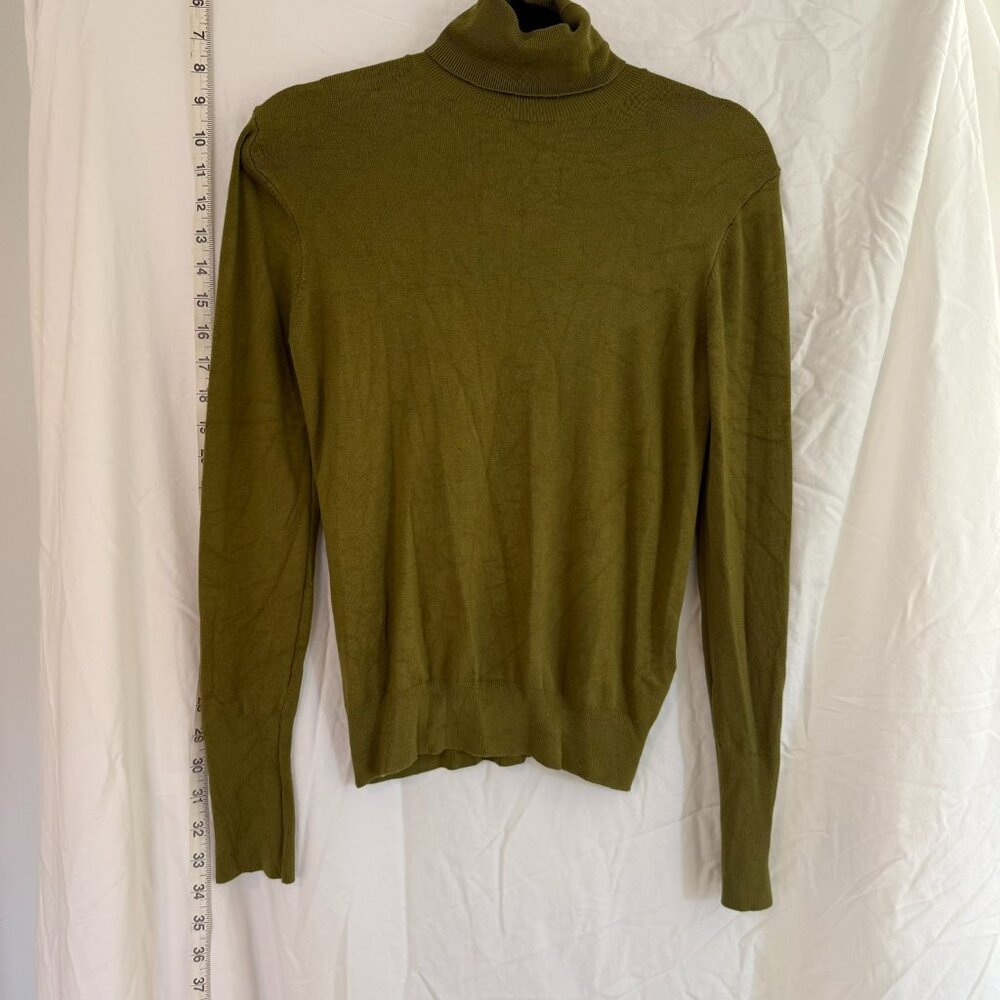 Zara Pullover Sweater Women's Green Medium Turtleneck Long-Sleeve Ribbed Hem